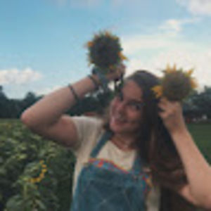 Meet your Posher, Casey